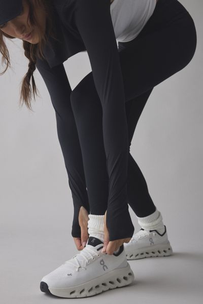 On Women's Cloudtilt Sneaker