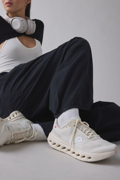On Women's Cloudsurfer Next Sneaker