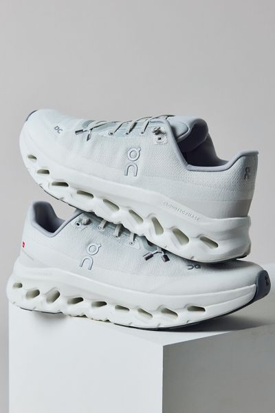 On Men's Cloudtilt Sneakers