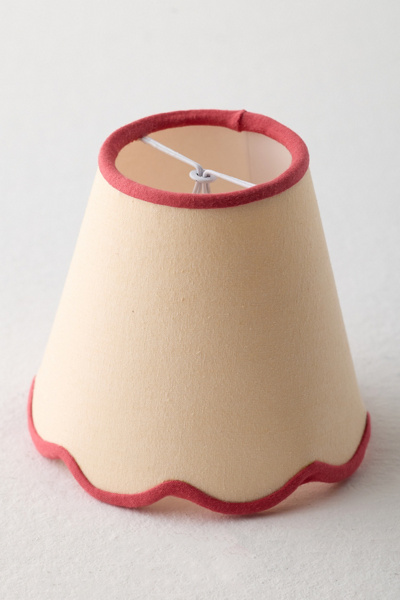 Mini Scallop Lamp Shade - Thumbnail 2