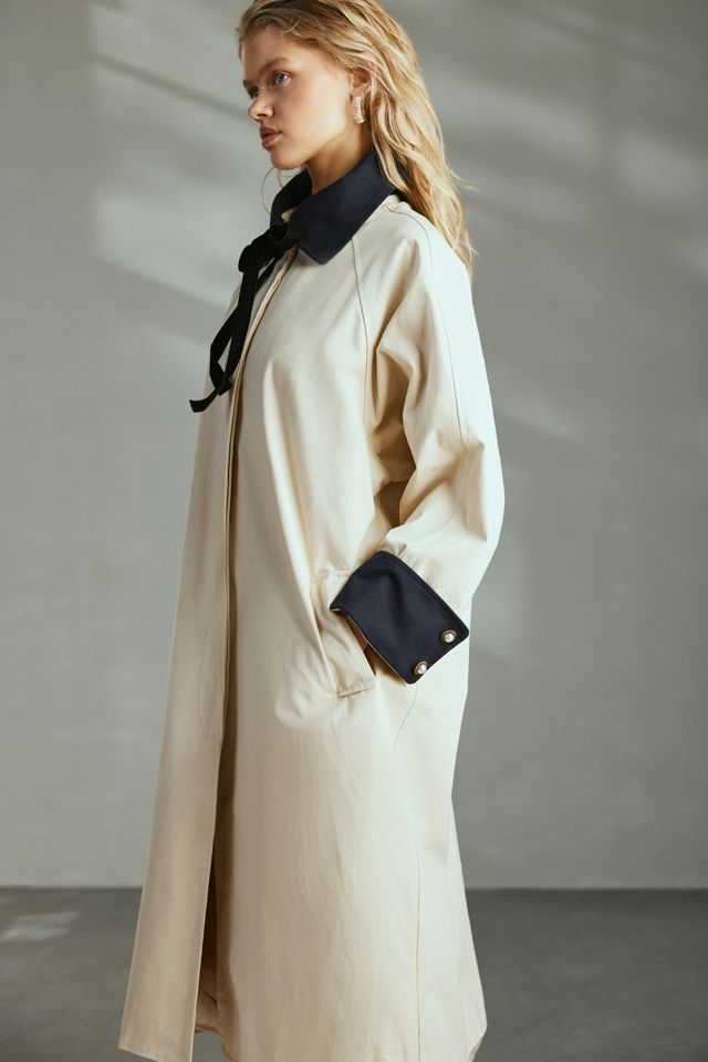 Sister Jane Hazel Faux Fur Collar Trench Coat | Urban Outfitters
