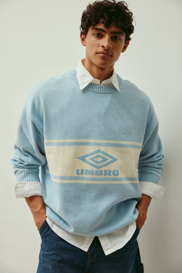 Umbro UO Exclusive Logo Crew Neck Sweater | Urban Outfitters