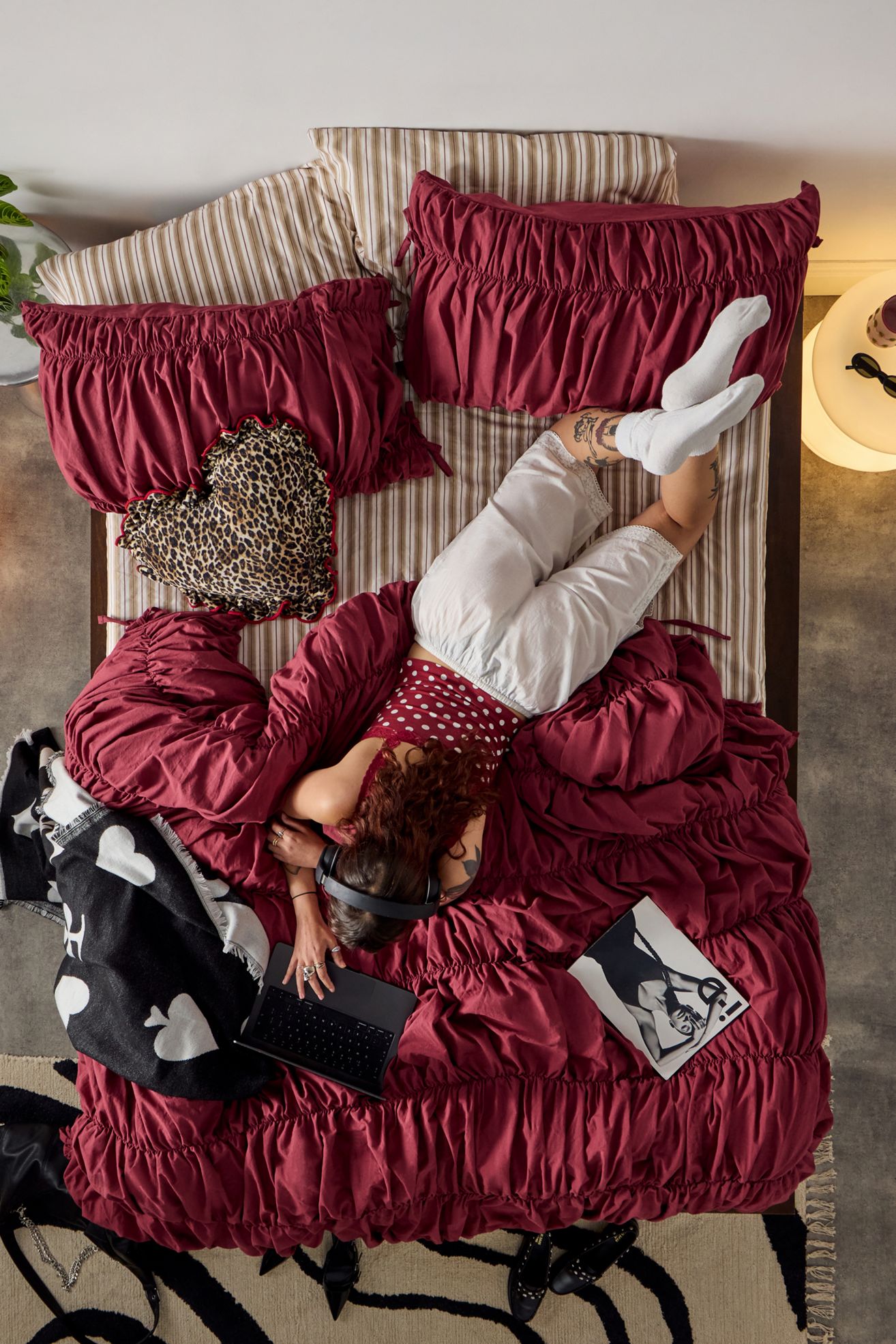 Melody Cinched Core Duvet Cover - Oxblood Red