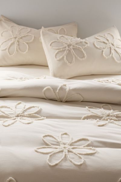 Daisy Tufted Core Duvet Cover