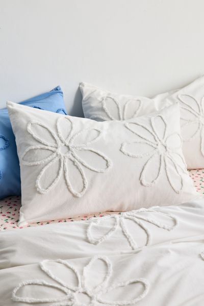 Urban Outfitters Daisy Tufted Core Sham Set In White At