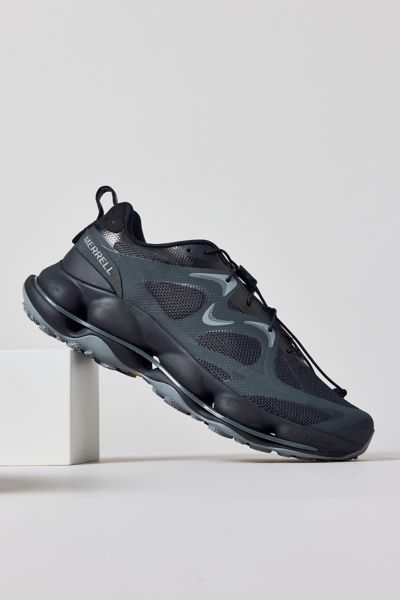 国内配送 MERRELL JUNGLE MOC BREEZE TRIPLE BLACK Merrell Jungle Moc Breeze Sneaker | Urban Outfitters