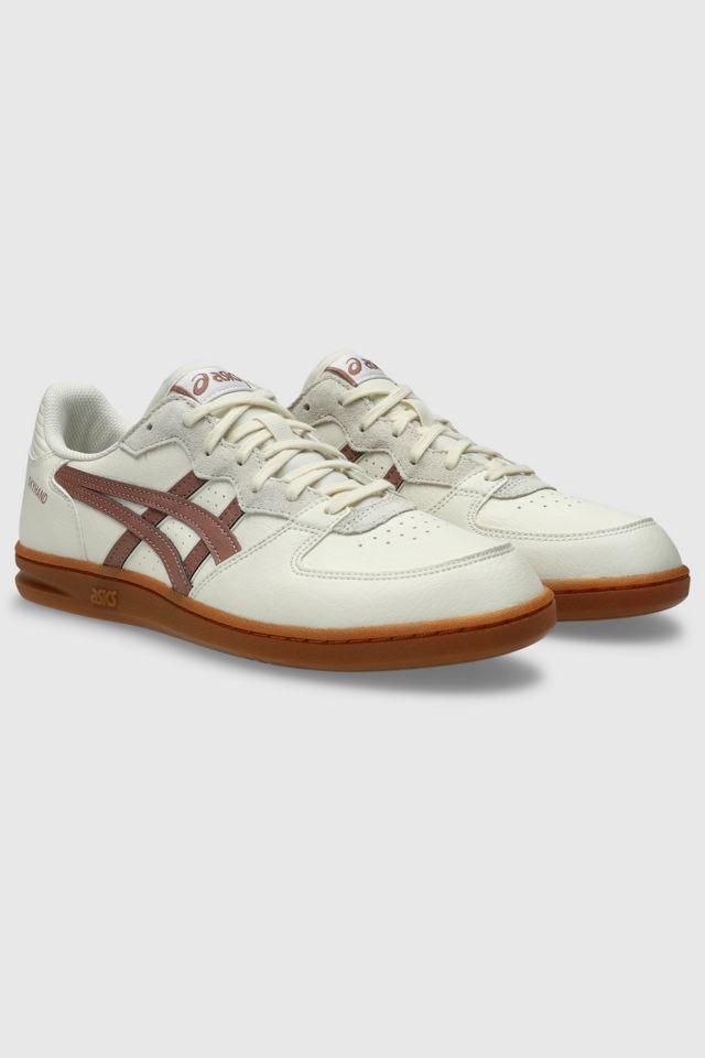 ASICS Skyhand OG Sportstyle Sneakers | Urban Outfitters