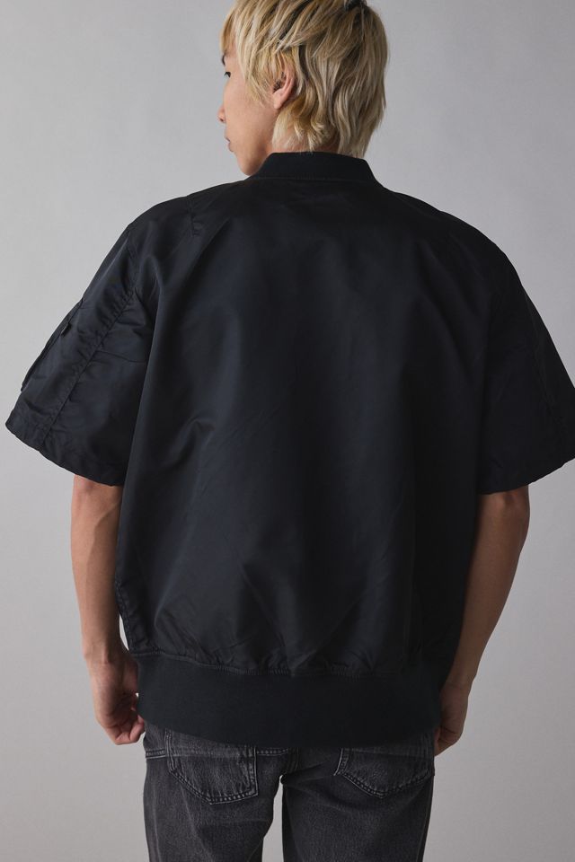 Alpha Industries L-2B Short Sleeve Bomber Jacket | Urban Outfitters