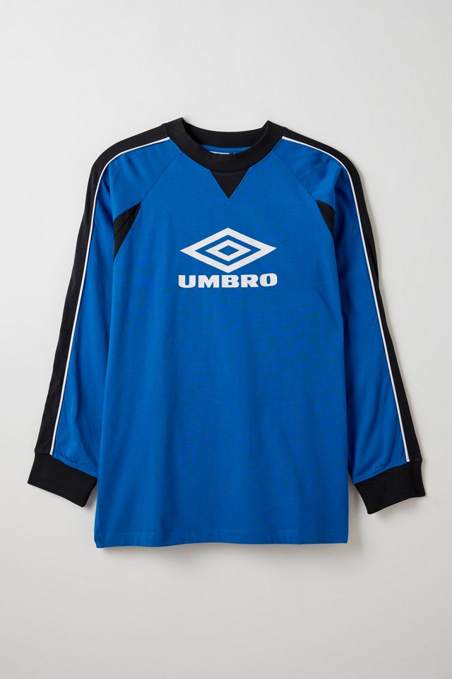Umbro Paneled Long Sleeve Tee | Urban Outfitters Umbro Paneled Long Sleeve Tee | Urban Outfitters