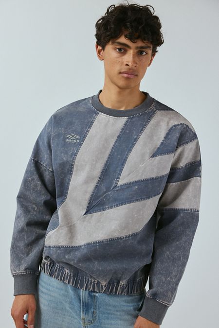 Vintage Champion Purple Crew Neck Sweatshirt | Urban Outfitters Vintage Champion Purple Crew Neck Sweatshirt | Urban Outfitters
