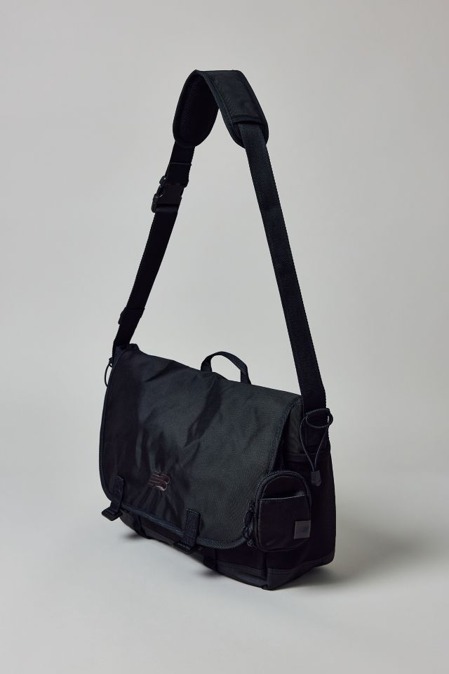 New Balance Athletics Messenger Bag | Urban Outfitters
