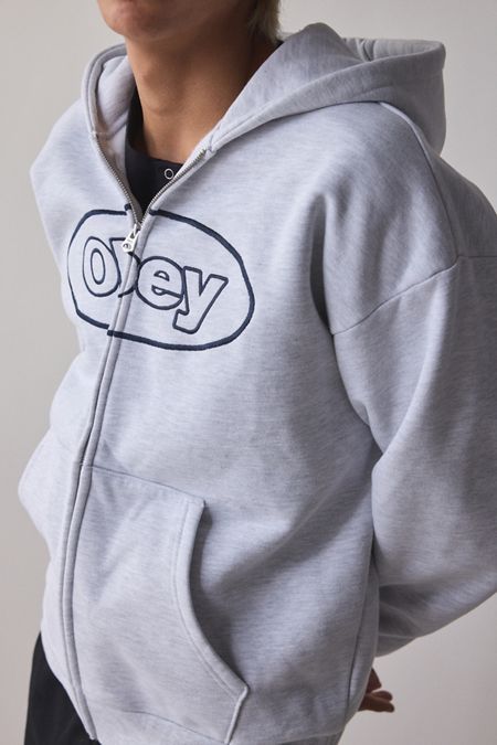 Supreme Box Logo Hooded Sweatshirt (FW21) | Urban Outfitters Supreme Box Logo Hooded Sweatshirt (FW21) | Urban Outfitters