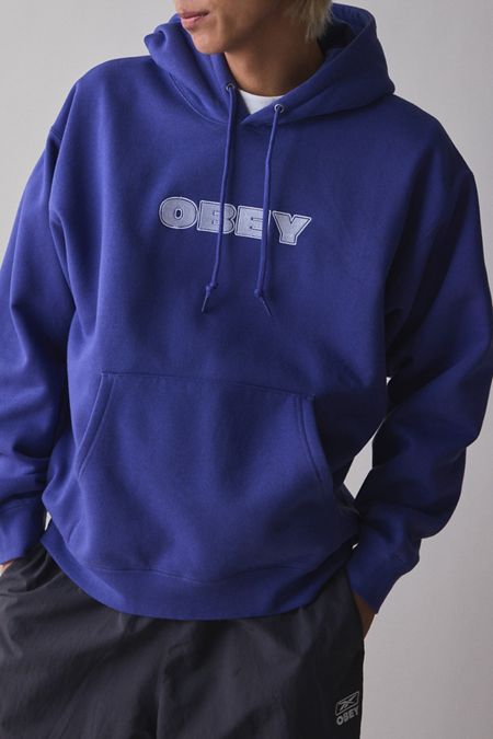 Supreme Cross Box Logo Hooded Sweatshirt | Urban Outfitters Supreme Cross Box Logo Hooded Sweatshirt | Urban Outfitters