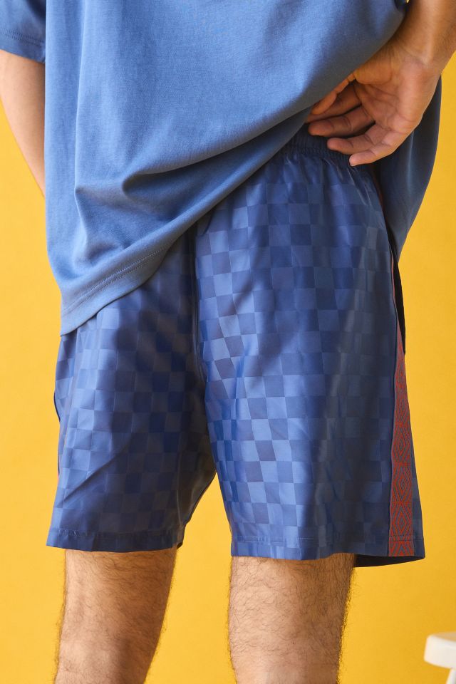 Umbro UO Exclusive Check Pattern 7” Short #1