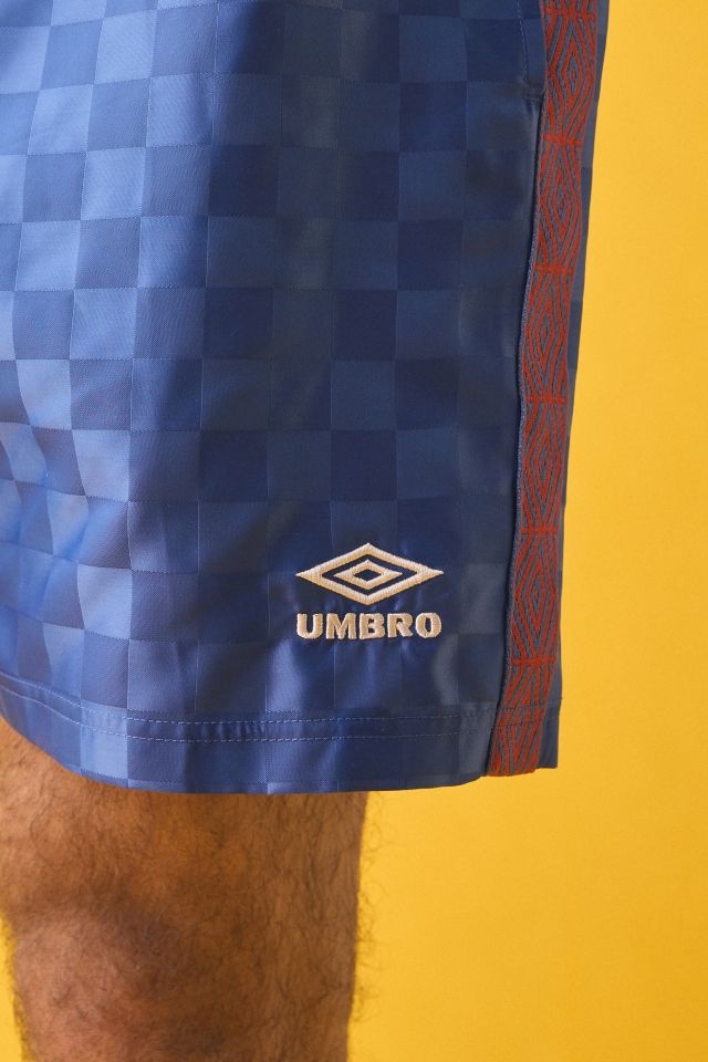 Umbro UO Exclusive Check Pattern 7” Short #3