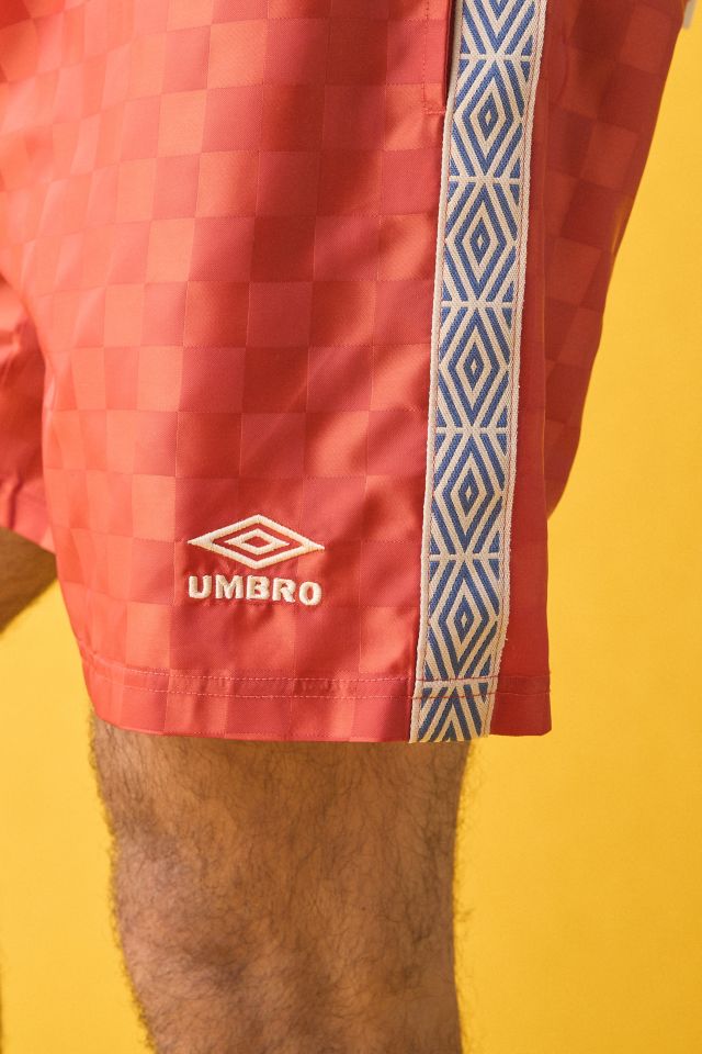 Umbro UO Exclusive Check Pattern 7” Short #3