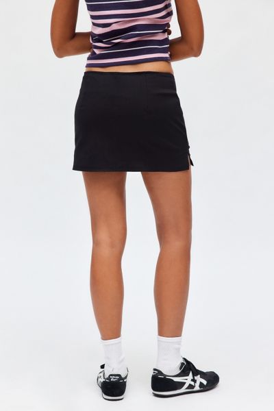 UO Dariah Cargo Pocket Mini Skort