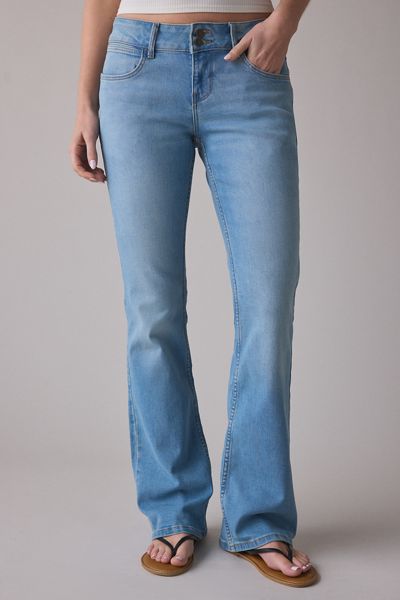 Wrangler Low-Rise Bootcut Jeans
