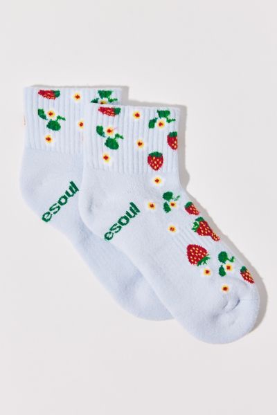 Doublesoul UO Exclusive Strawberry Quarter Crew Sock