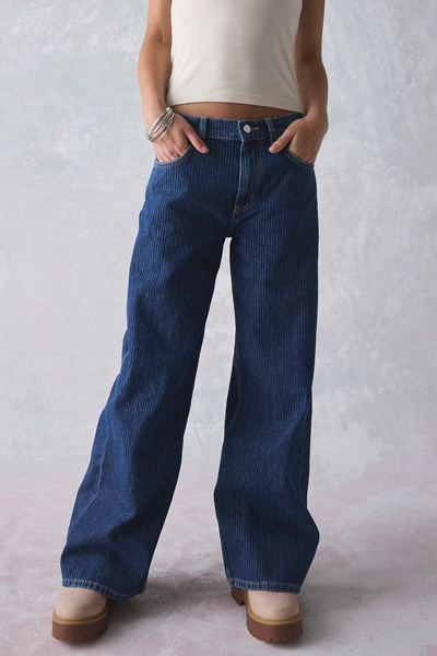 Jean Taille Haute Brodé Noir Urban Outfitters BDG - Taille 25, Occasion Très Bon état