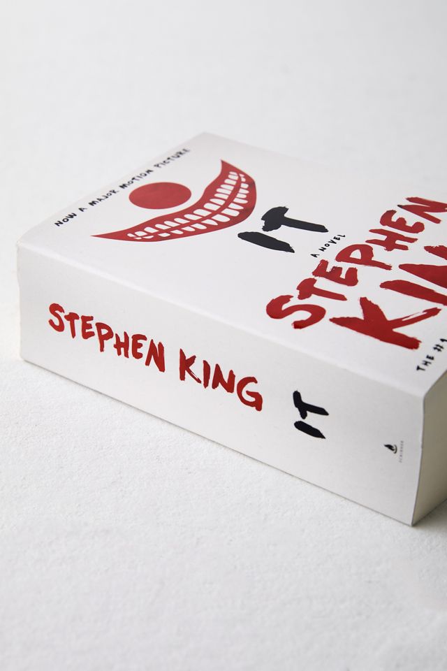 It: A Novel By Stephen King #1