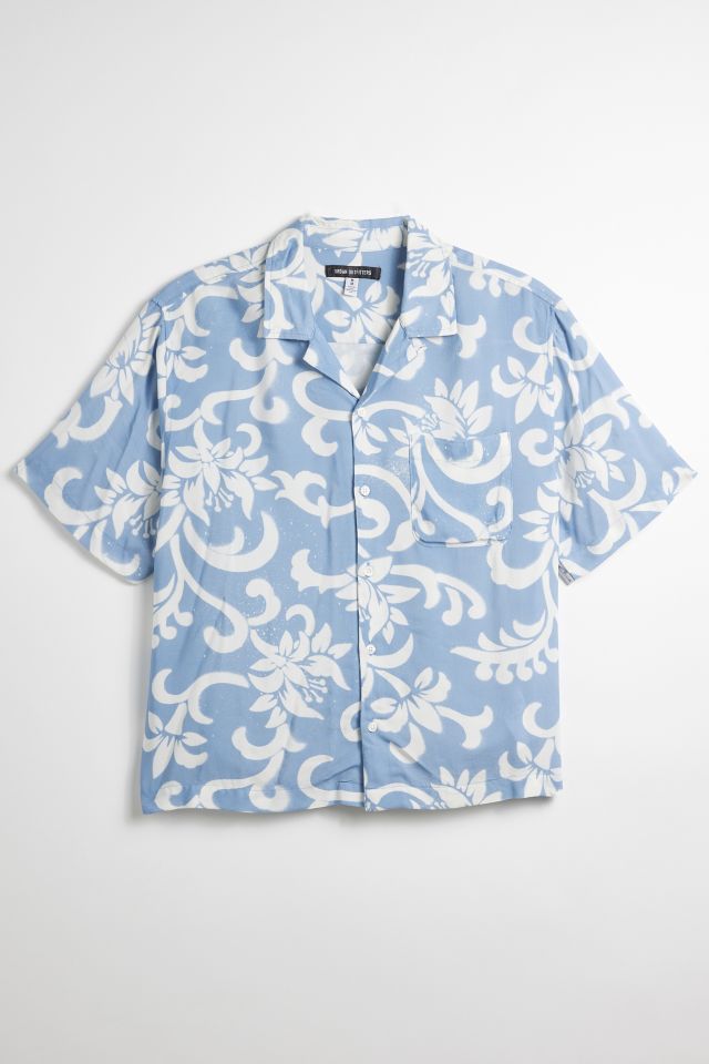 Chemise à manches courtes et motif d'hibiscus UO #1