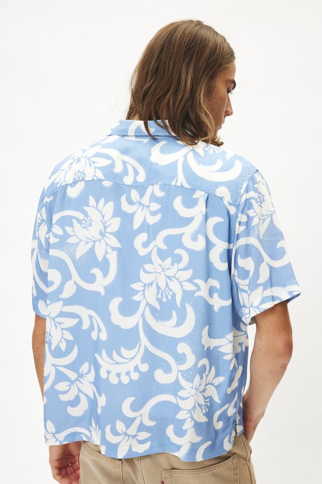 Chemise à manches courtes et motif d'hibiscus UO #2