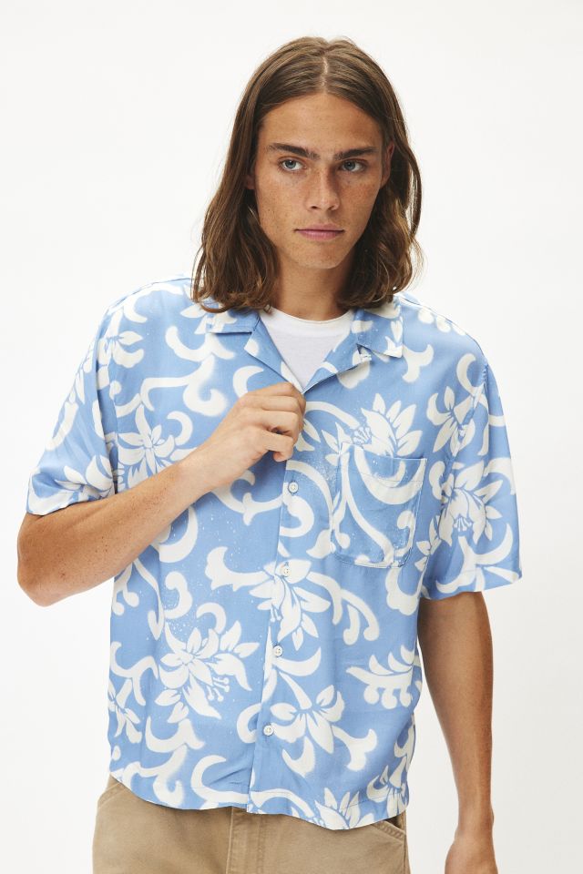 Chemise à manches courtes et motif d'hibiscus UO #4