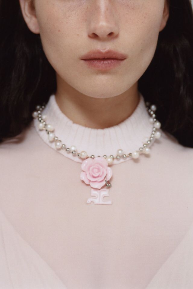 tootsie-jewelry-zizi-rose-necklace-urban-outfitters