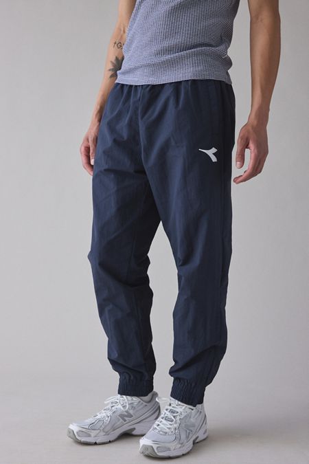 Vintage Nike Windbreaker Pants | Urban Outfitters Vintage Nike Windbreaker Pants | Urban Outfitters