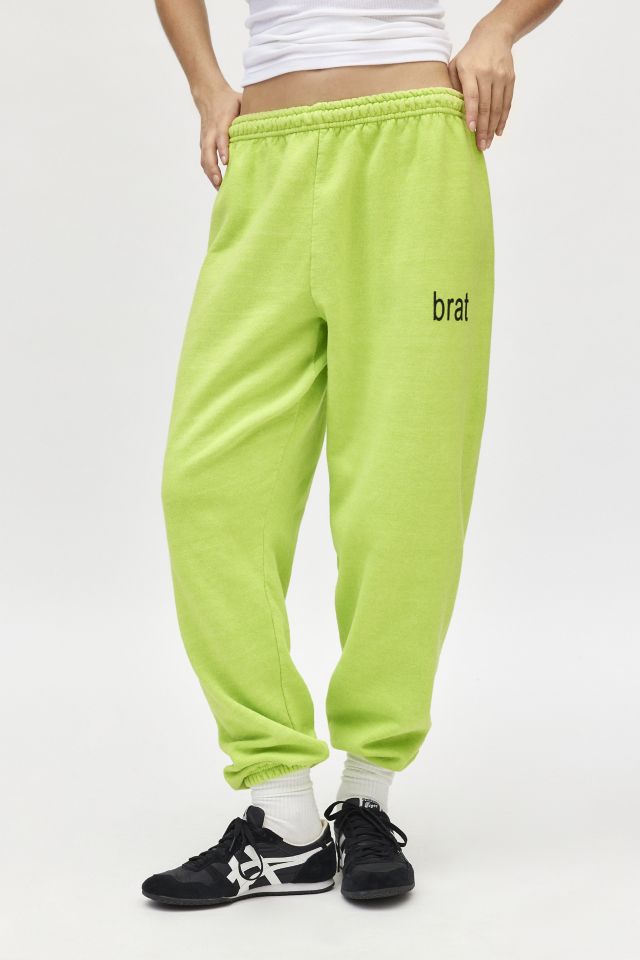 パンツ Brat Charli xcx UO Exclusive Brat Graphic Jogger Sweatpant