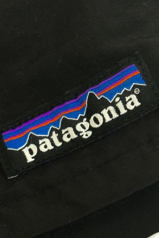 Vintage 2000’s Patagonia Baggies Hiking Shorts | Urban Outfitters