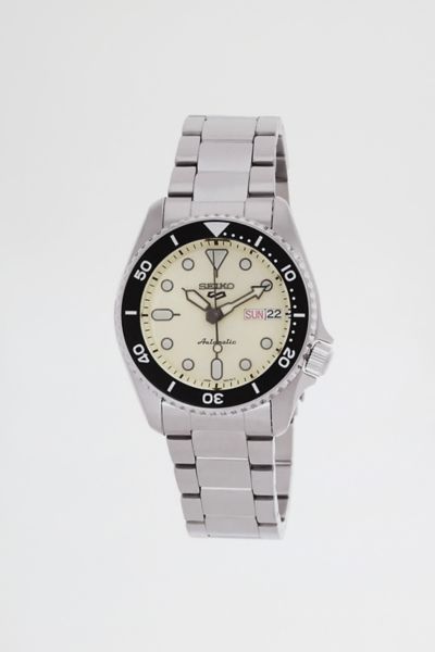 Vintage Nike Y2K Digital Sport Watch 038 | Urban Outfitters