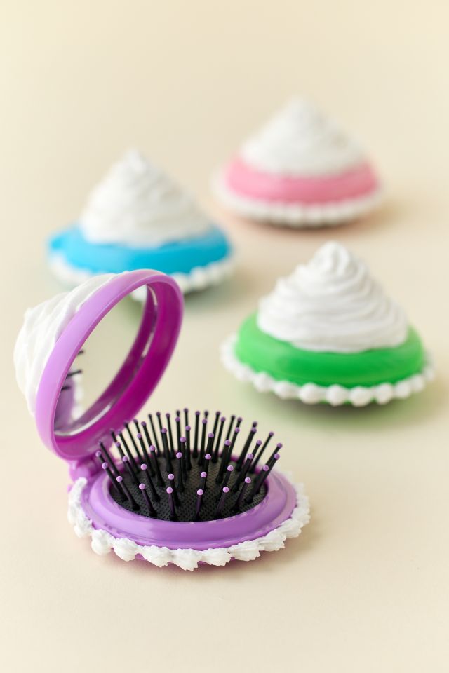 Miroir Compact Pretty Shitty Cakes Exclusivité UO #3