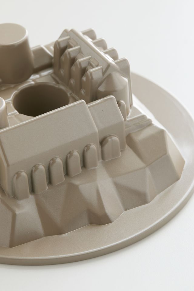 Harry Potter Hogwarts Snow Castle Cake Pan Set with Recipe Book