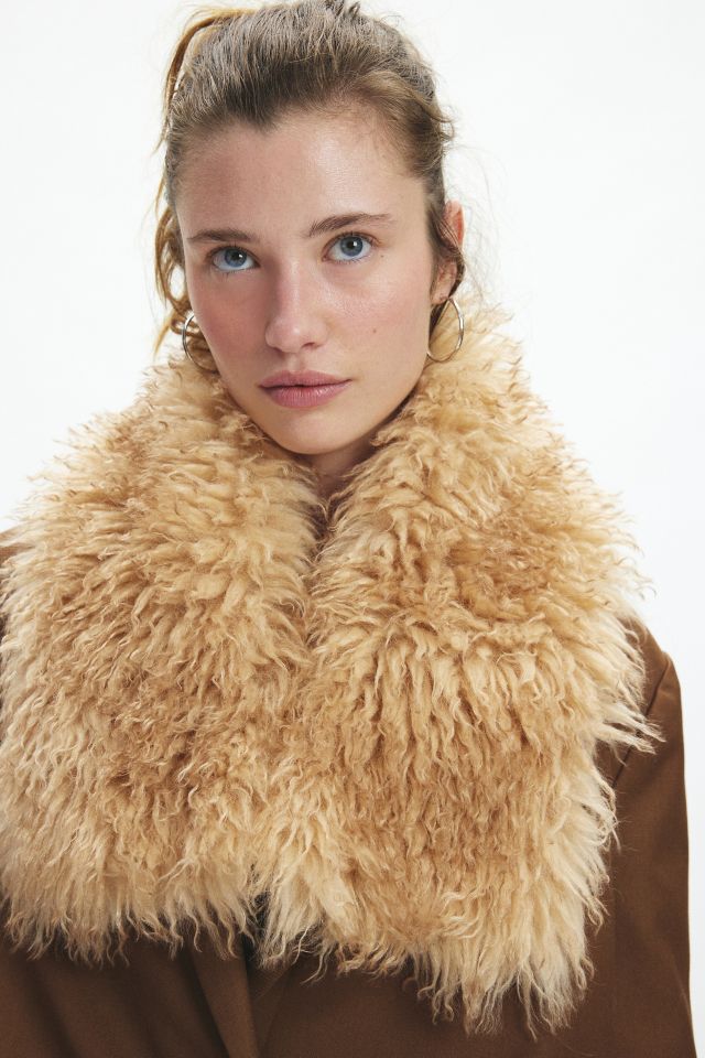 Fluffy Faux Fur Wrap Scarf | Urban Outfitters