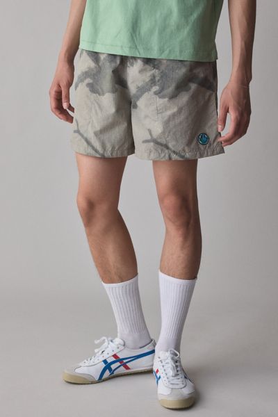Market X Smiley Atlas Printed Tech Short