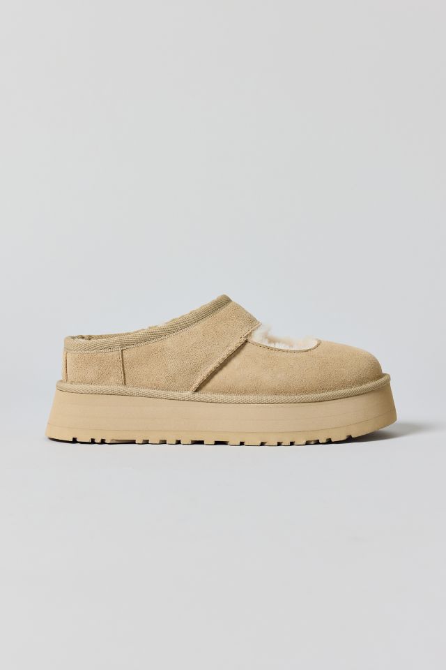 UGG Women's Bea Platform Mary Jane Shoe