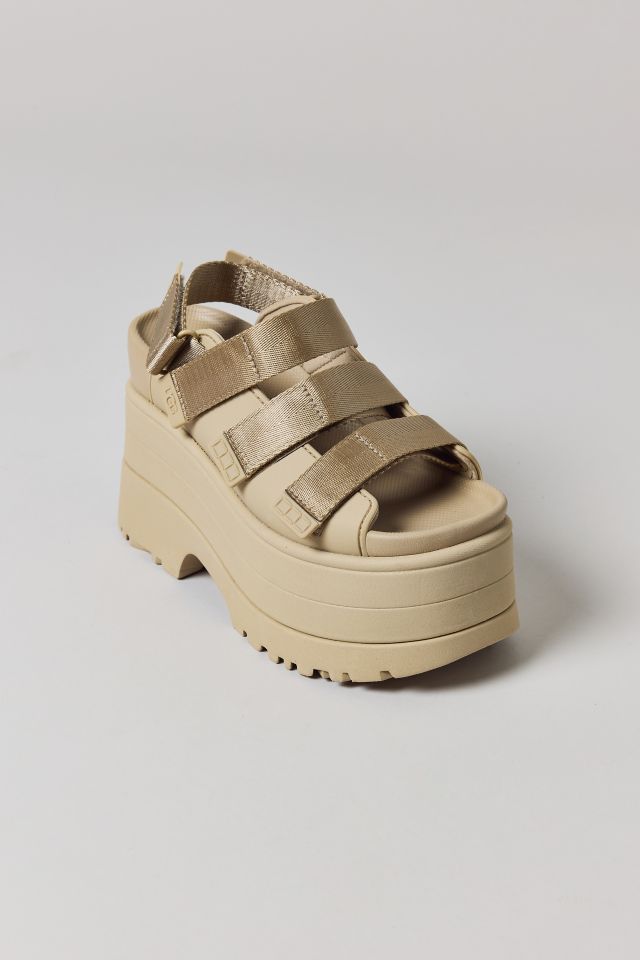 サンダル・ミュール W Goldenrise Sandals - UGG - Synthetic - Beige UGG GoldenRise Sandals | Neutrals | FARFETCH
