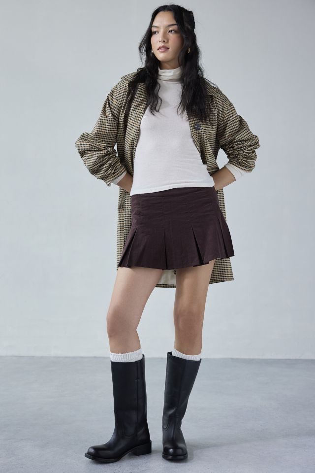 Motel Sejuani Corduroy Pleated Mini Skirt | Urban Outfitters