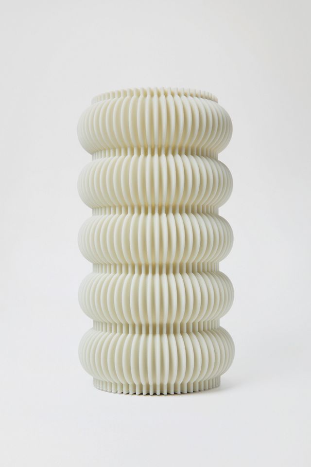 Me Make Pretty Five Ring Vase #1