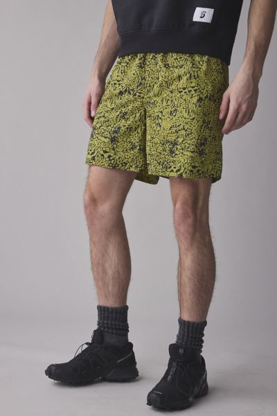 MOUNTAIN HARDWEAR STRYDER SWIM SHORT IN MOON MOSS FORAGER, MEN'S AT URBAN OUTFITTERS 