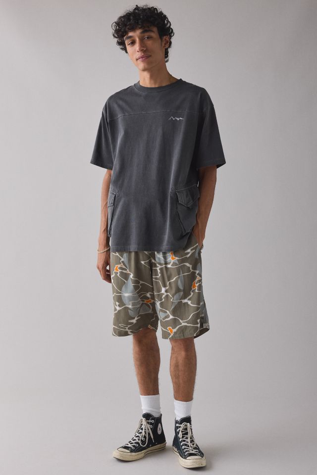 Manastash Disarmed Utility Pocket Tee | Urban Outfitters