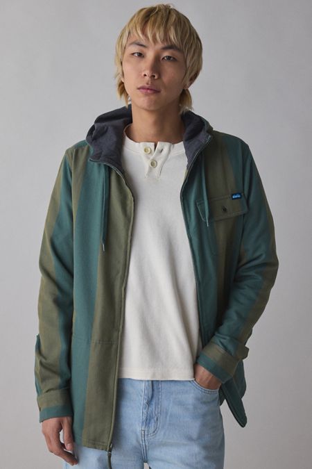 Nike Sportswear Reissue Woven Jacket | Urban Outfitters Nike Sportswear Reissue Woven Jacket | Urban Outfitters
