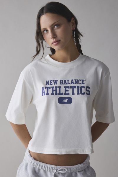 NEW girl ORDER This Date Sucks Cropped Tee | Urban Outfitters
