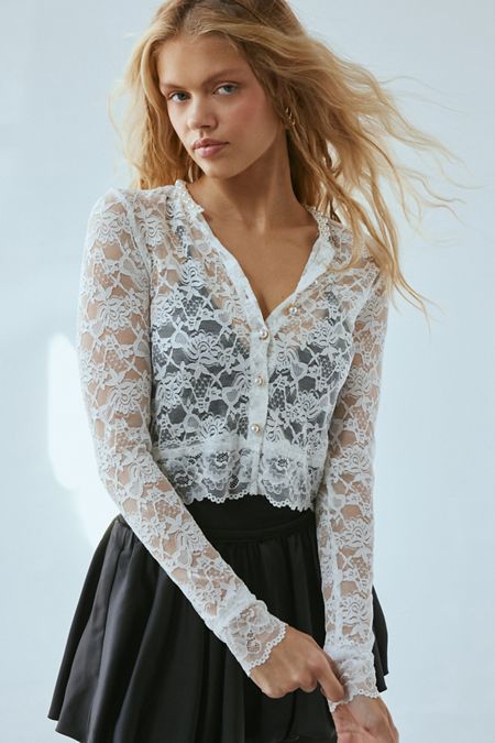 Sister Jane Flower Power Floral Cropped Top | Urban Outfitters Sister Jane Flower Power Floral Cropped Top | Urban Outfitters