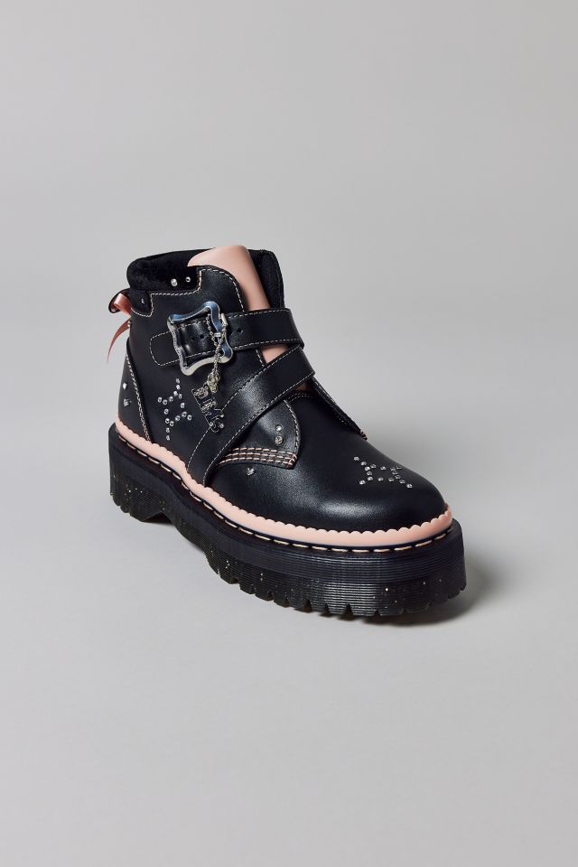 【Dr. Martens】CAITIE レザー バックル プラットフォームブーツ Dr. Martens Caitie Leather Buckle Platform Limited Edition