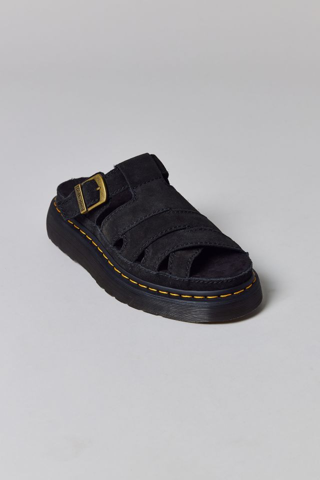 Dr. Martens ユニセックス Maxxy Slide ソフト レザー サンダル Dr. Martens Maxxy Slide Leather Sandal | Urban Outfitters
