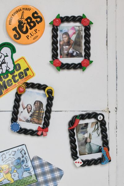 Charms INSTAX MINI Magnetic Picture Frame Set Product Page
