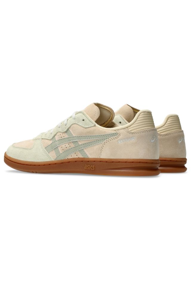 ASICS Skyhand OG Suede Sportstyle Sneakers